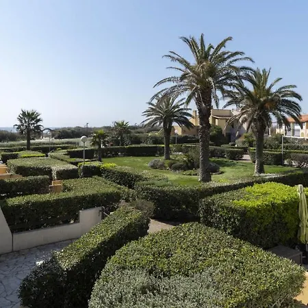 Aquaplage- 126- Vue Jardin- 4 Pers *