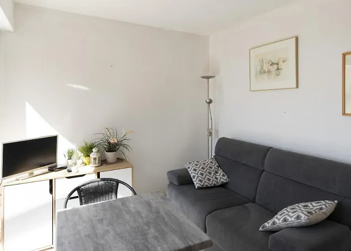 Appartamento Aquaplage- 126- Vue Jardin- 4 Pers *