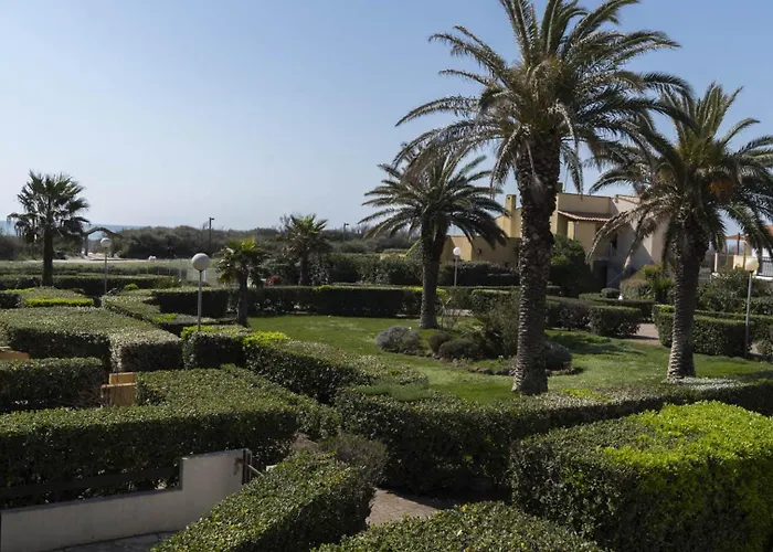 Aquaplage- 126- Vue Jardin- 4 Pers * Agde